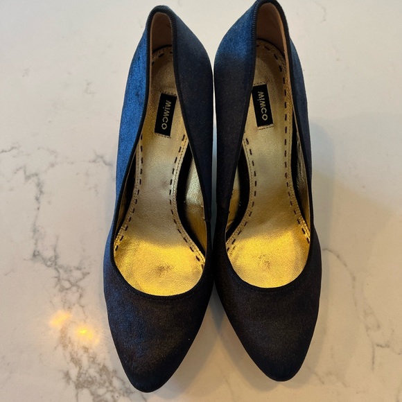 Mimco navy velvet round toe wedges size 10 - Picture 6 of 8